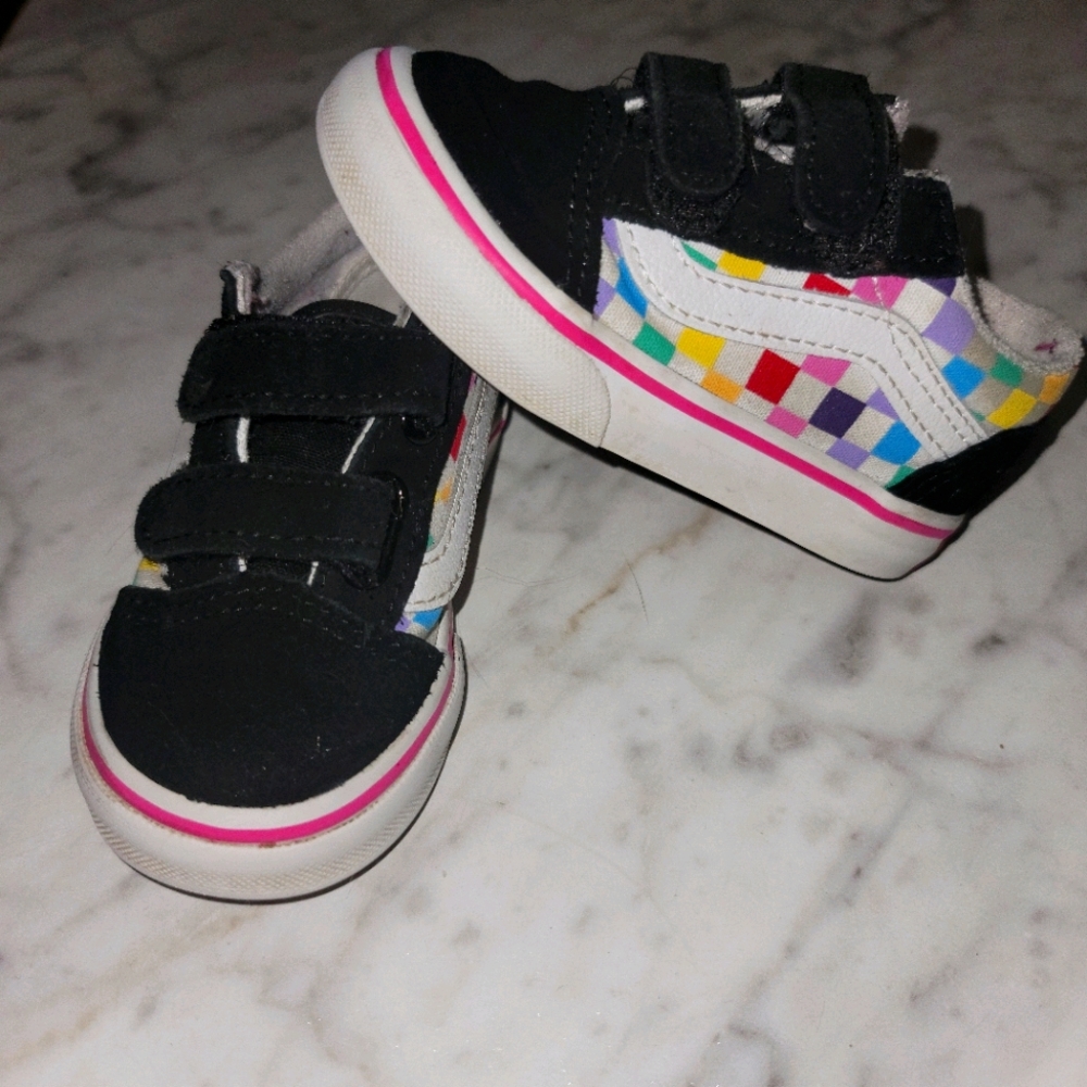 Vans toddler 6c rainbow checker print